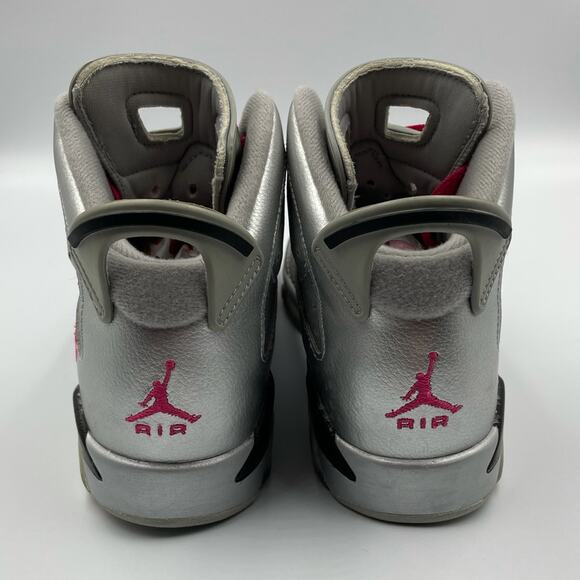 Jordan 6 Retro Valentine’s Day 2014 Basketball Shoes 543390-003 Women’s Sz 6.5 - Picture 8 of 11